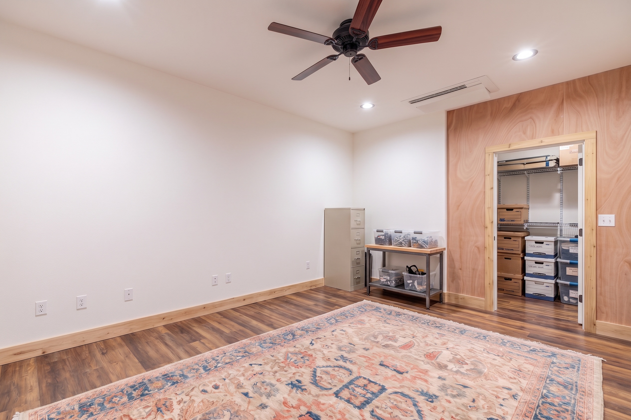 Barn club room and office
