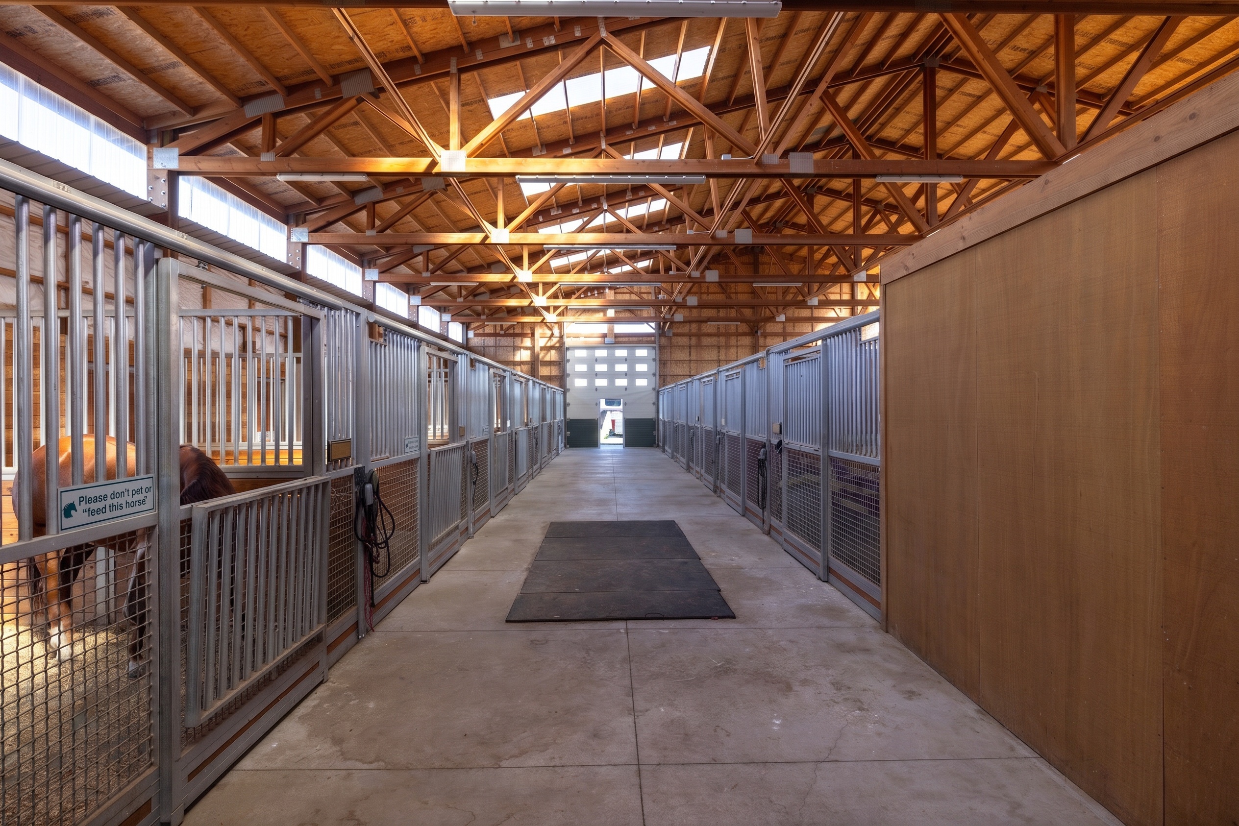 54-stall barn