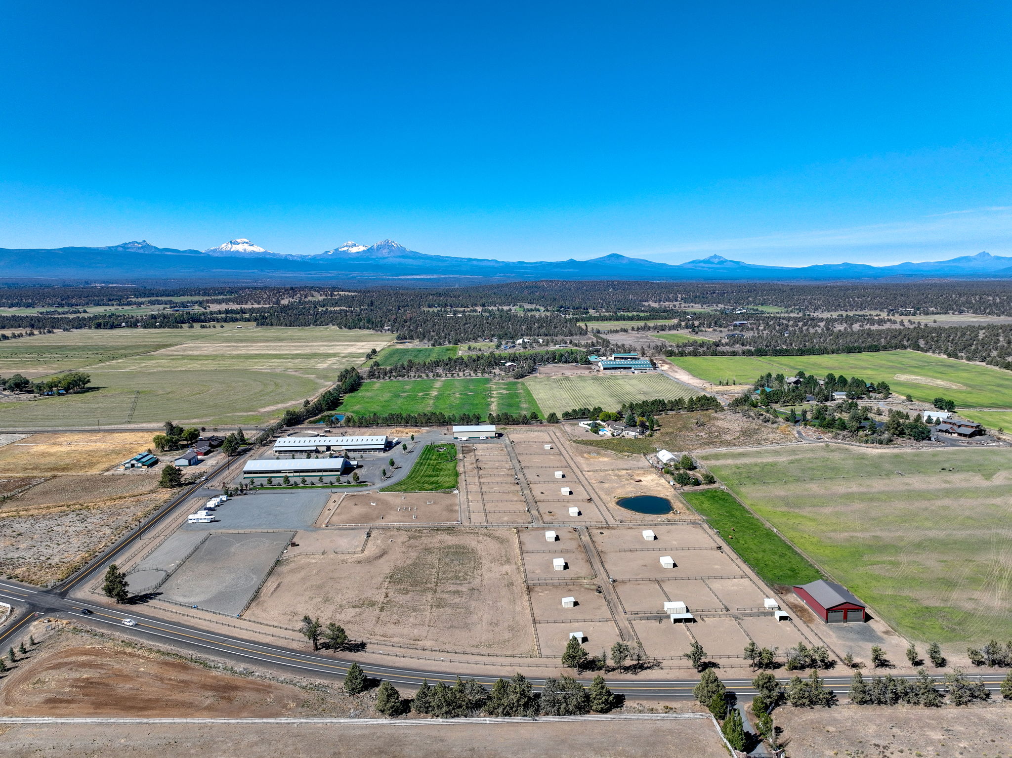 Aerial view with Cascade mountain views